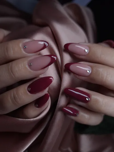 Sötét Elegancia Almond French