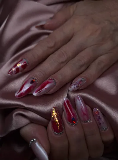 Karakteres márvány