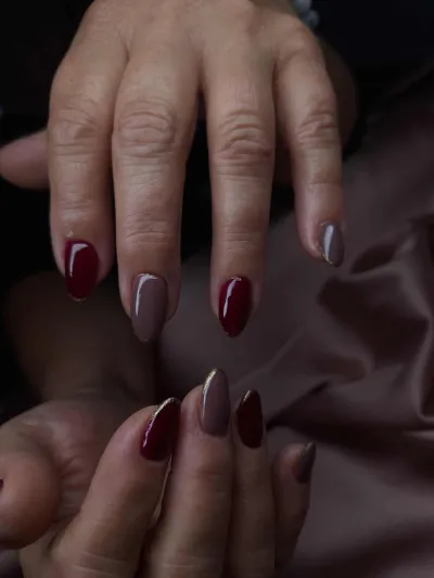 Aranyvonalú Bordó Harmónia 🍷✨