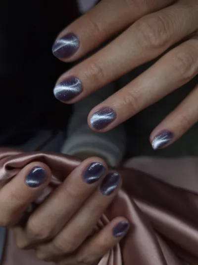 Holdfény az ujjak hegyén